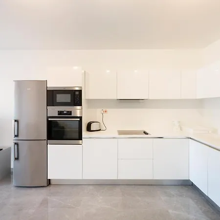 Seafront Haven With Breathtaking Sunsets W/ Wifi By 360 Estates شقة *